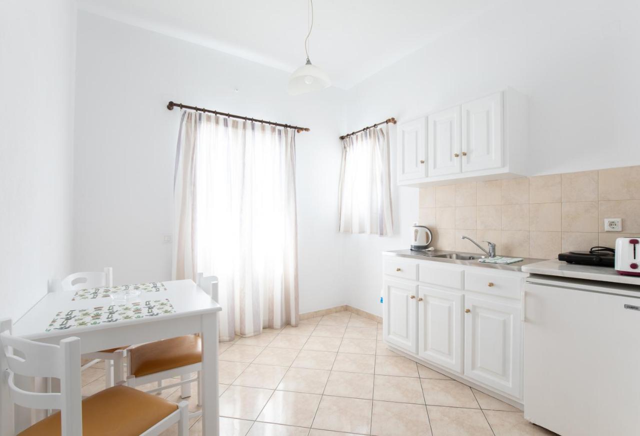 Eleftheria Hotel & Apartments Ornósz Kültér fotó